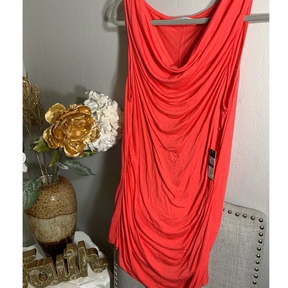 New top ✨ - Picture 3 of 3